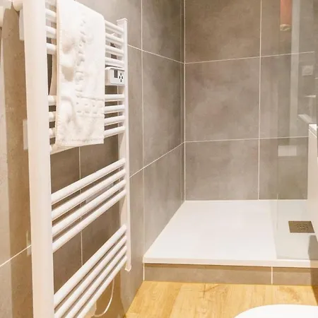 Ideal Pro/solo* D'archi Coeur De * Wifi * Calme * Mon Groom Apartment *